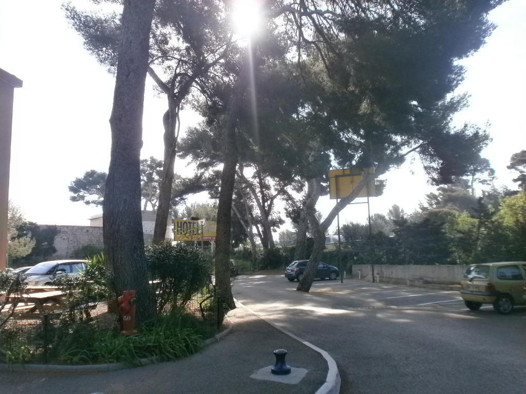 Hotel Parc Azur - Toulon Ollioules Kültér fotó